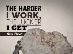 Aprenda inglês com citações #32: The harder I work...